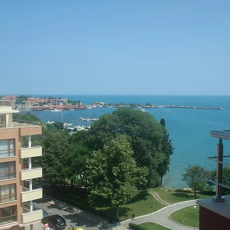 Отель Vigo Несебр